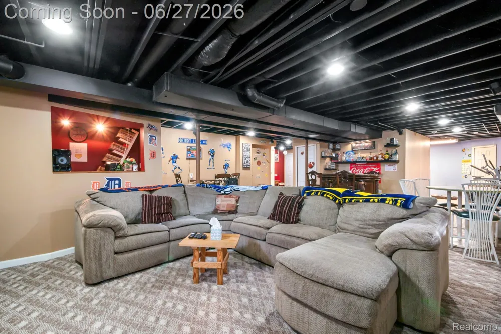 6552 Florence Lane Van Buren Charter Township, MI 48111