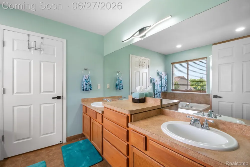 6552 Florence Lane Van Buren Charter Township, MI 48111