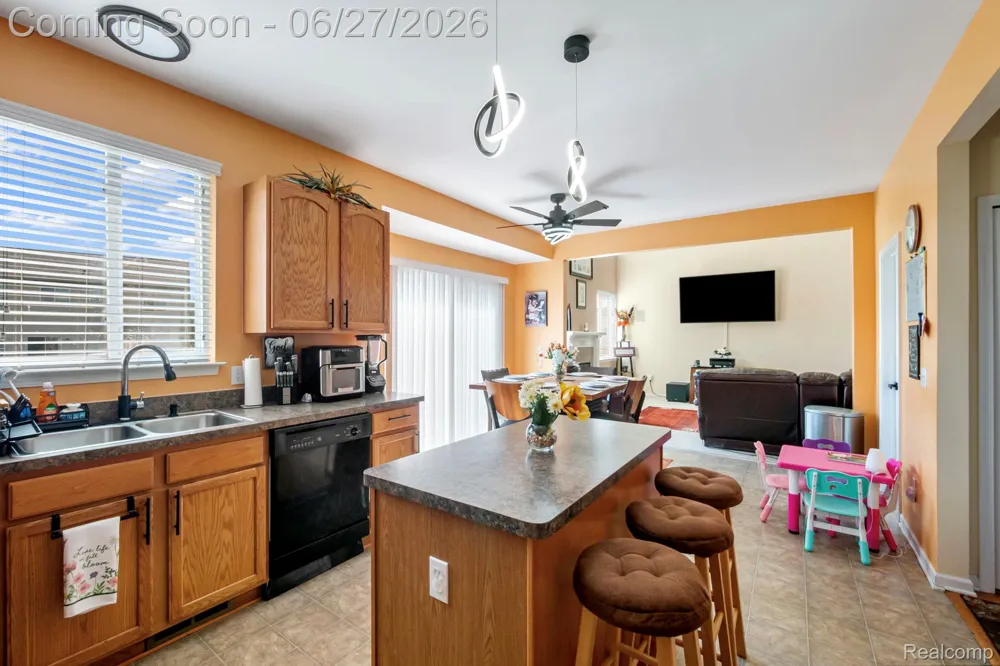 6552 Florence Lane Van Buren Charter Township, MI 48111
