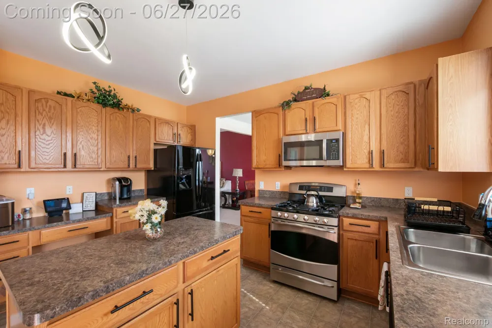 6552 Florence Lane Van Buren Charter Township, MI 48111