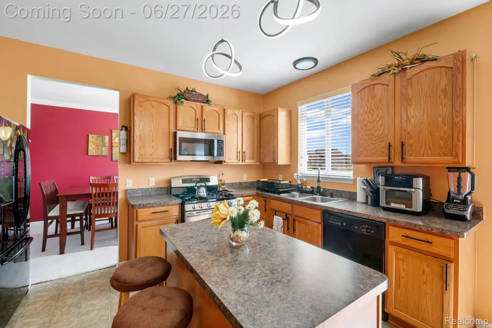 6552 Florence Lane Van Buren Charter Township, MI 48111