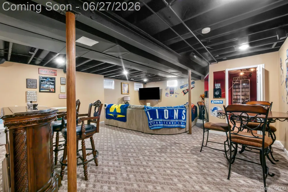6552 Florence Lane Van Buren Charter Township, MI 48111