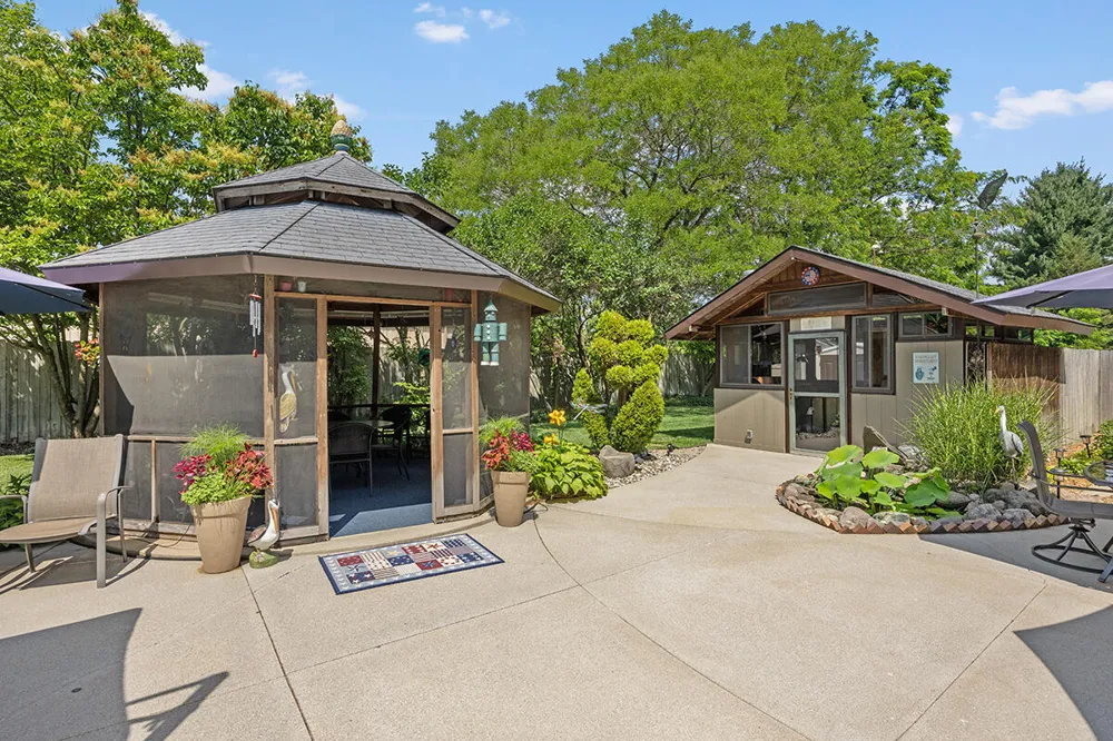8201 Cherry Valley Avenue SE Caledonia Township, MI 49316
