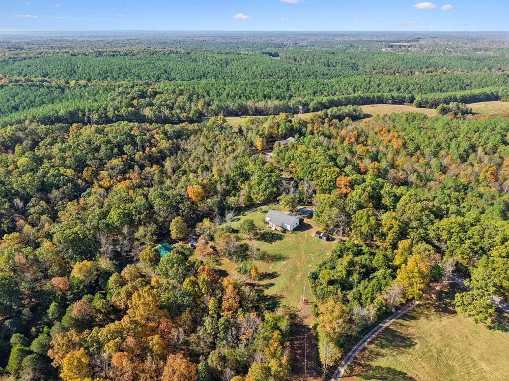 6060 Washer Rd Lyles, TN 37098