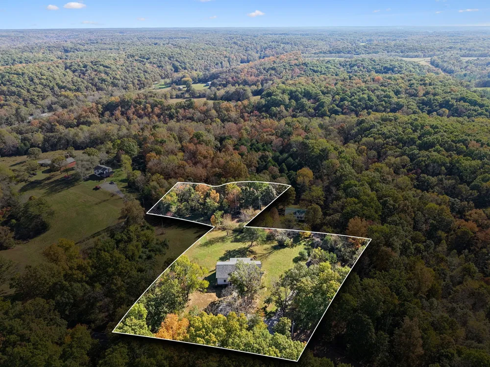 6060 Washer Rd Lyles, TN 37098