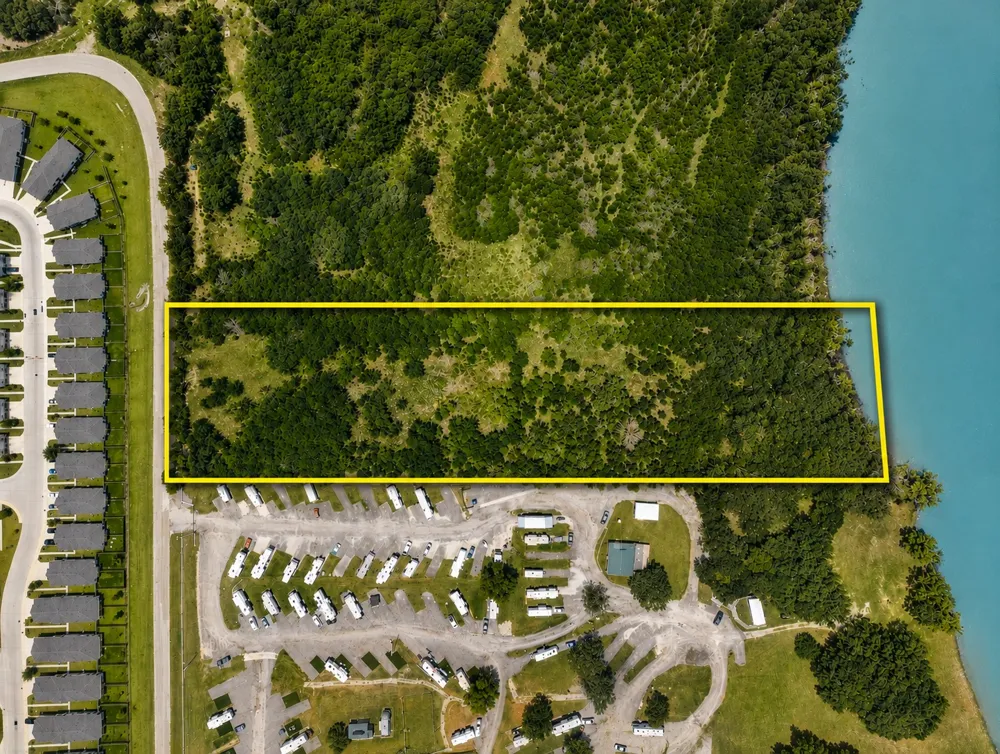 640 LLOYDS ROAD #6 Little Elm, TX 75068