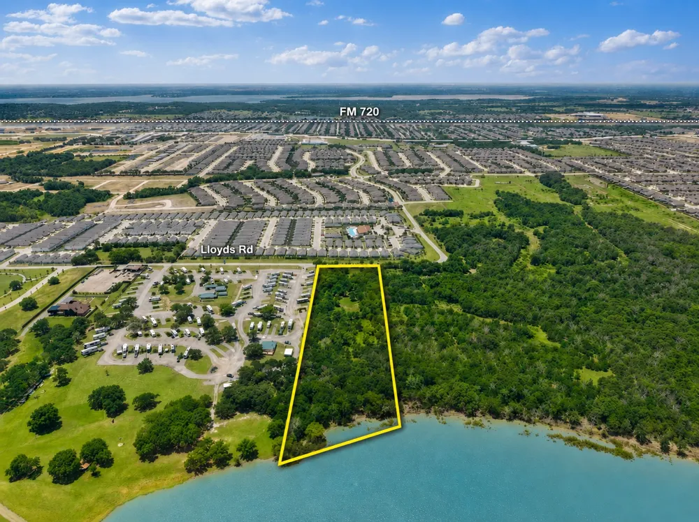 640 LLOYDS ROAD #6 Little Elm, TX 75068