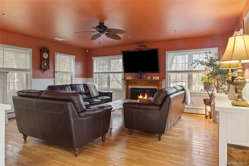 195 Pressler Road Wallkill, NY 12589