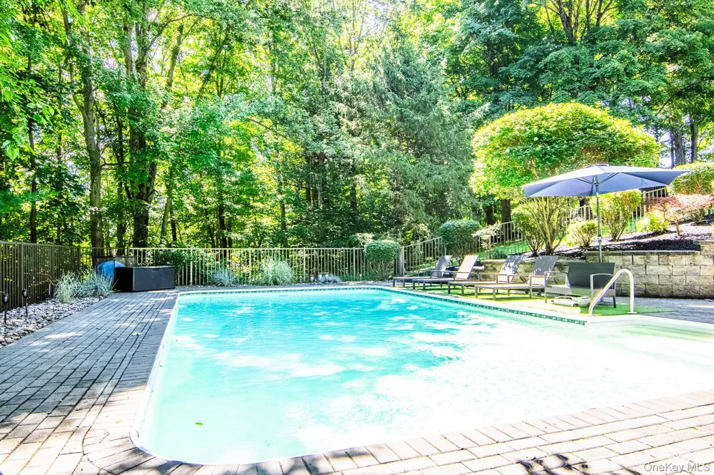 195 Pressler Road Wallkill, NY 12589