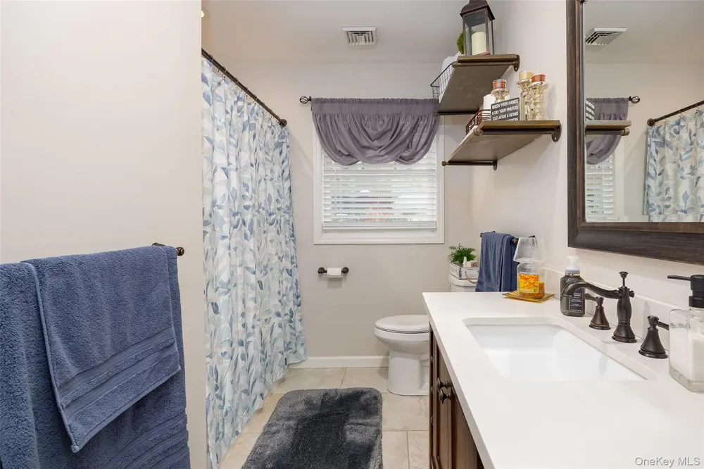 8 Willow Road Beacon, NY 12508