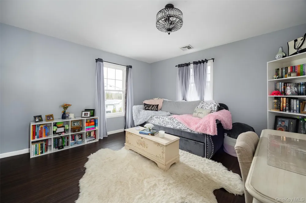 8 Willow Road Beacon, NY 12508