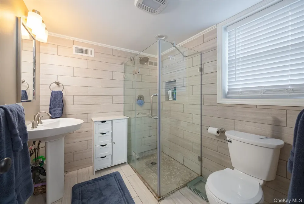 8 Willow Road Beacon, NY 12508