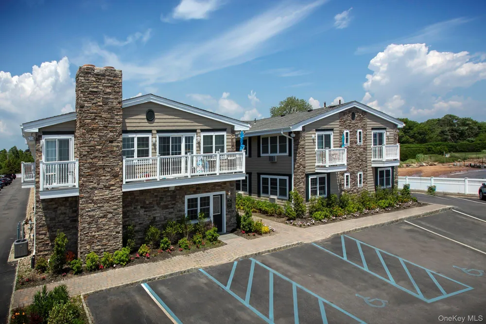 333 Candee Avenue #B3 Sayville, NY 11782