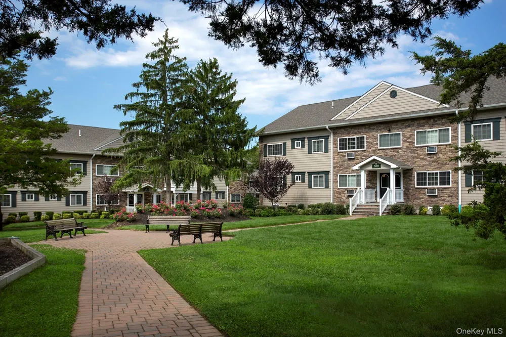 550 New Highway #1-2B Hauppauge, NY 11788
