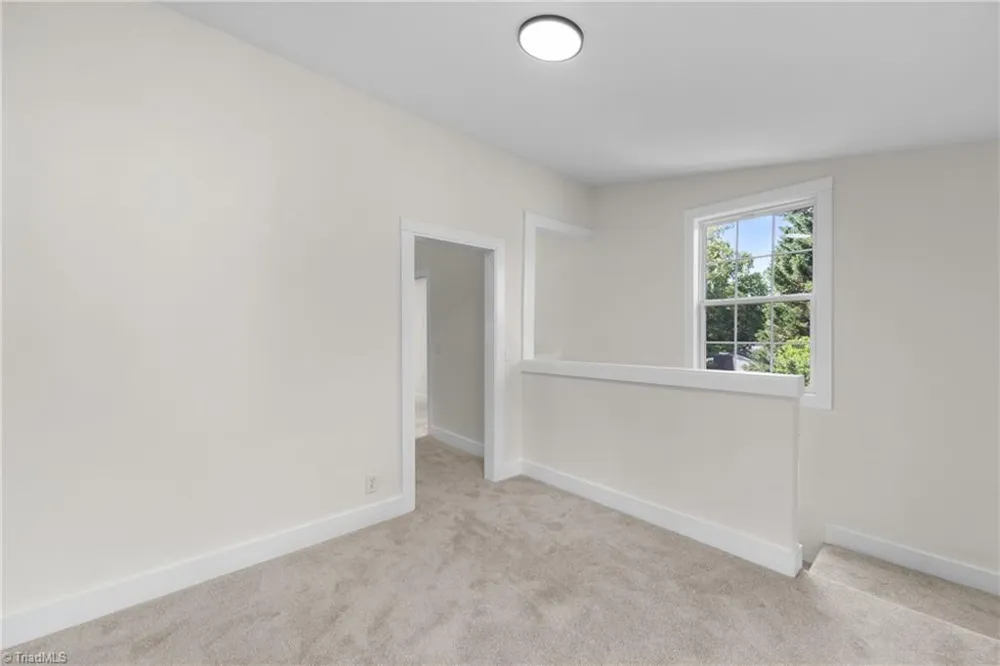 1037 Madison Avenue Winston-Salem, NC 27103