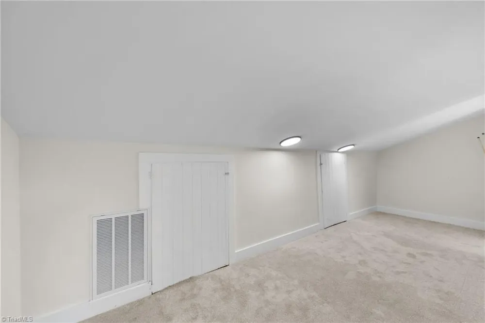 1037 Madison Avenue Winston-Salem, NC 27103