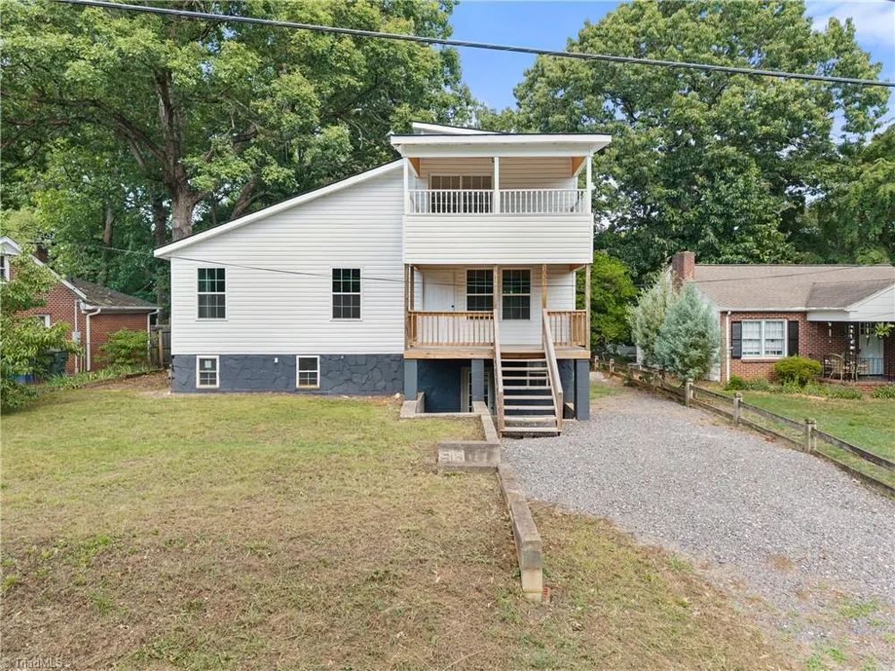 1037 Madison Avenue Winston-Salem, NC 27103