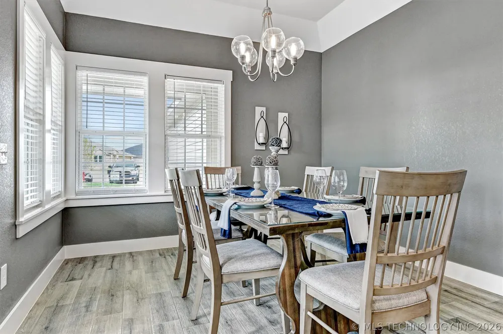 1178 Wild Indigo Circle Calera, OK 74730