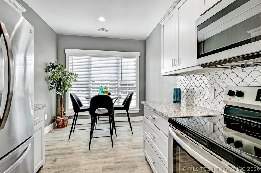 1178 Wild Indigo Circle Calera, OK 74730