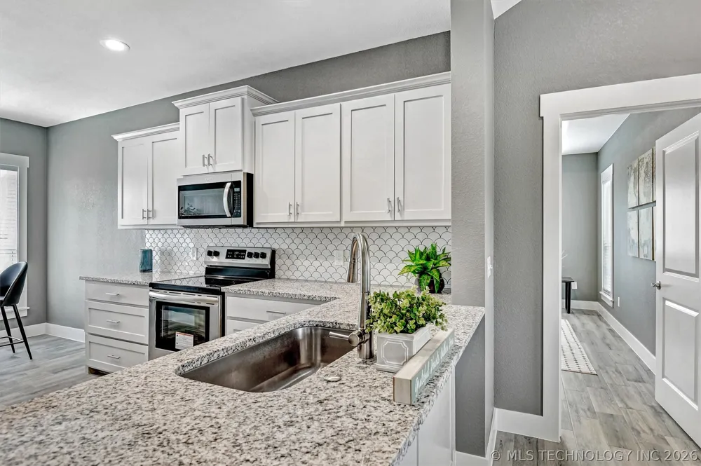 1178 Wild Indigo Circle Calera, OK 74730