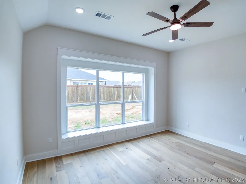 1197 Wild Indigo Circle Calera, OK 74730