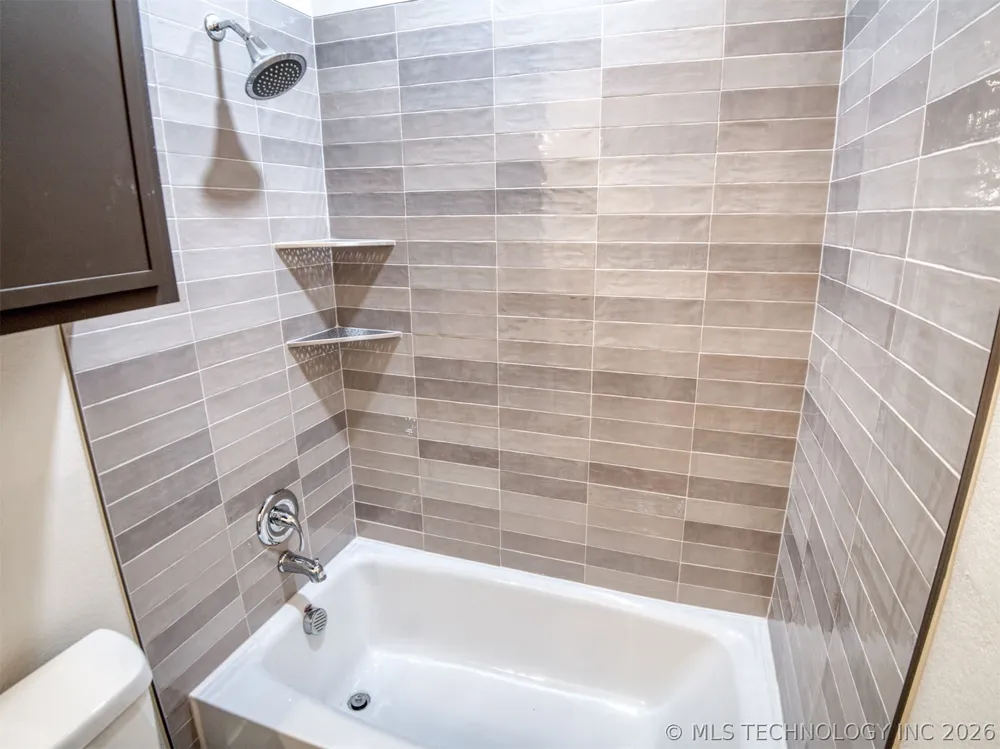 1197 Wild Indigo Circle Calera, OK 74730
