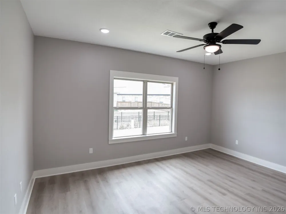 1190 Wild Indigo Circle Calera, OK 74730