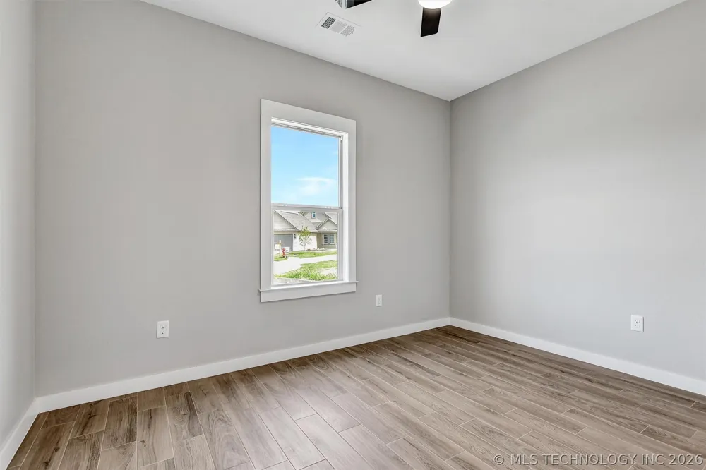 1181 Wild Indigo Circle Calera, OK 74730