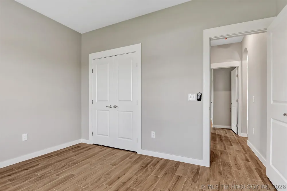 1181 Wild Indigo Circle Calera, OK 74730