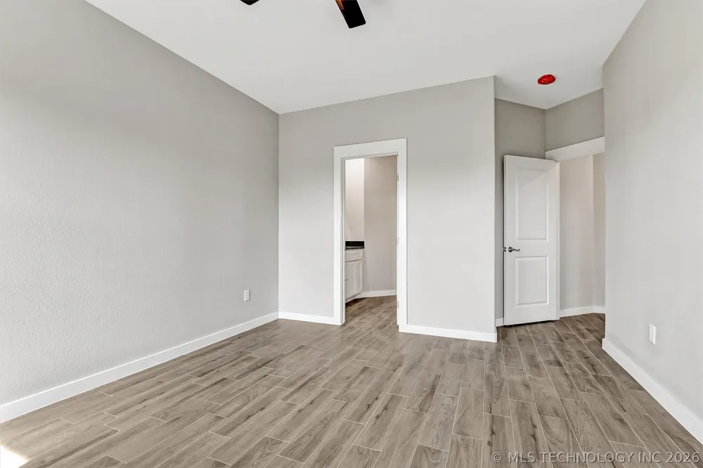 1181 Wild Indigo Circle Calera, OK 74730