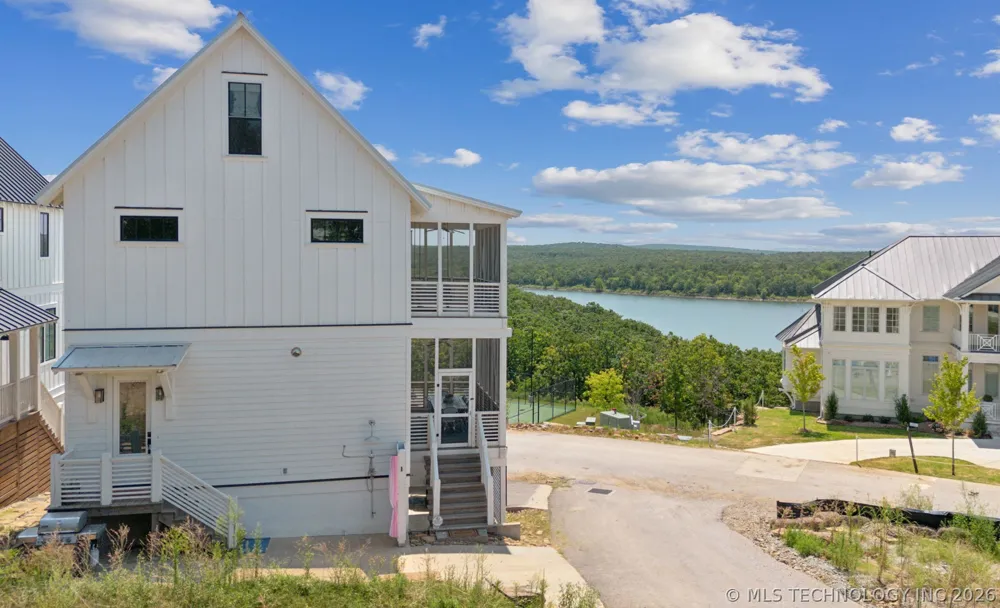 101 Lower Greenway Carlton Landing, OK 74432