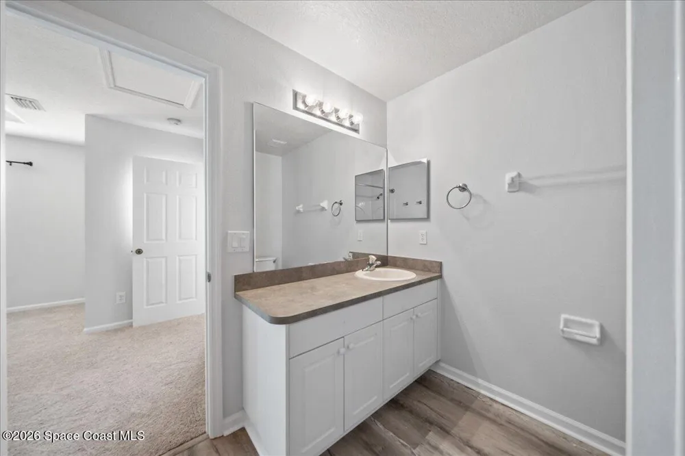 990 Luminary Circle #105 Melbourne, FL 32901