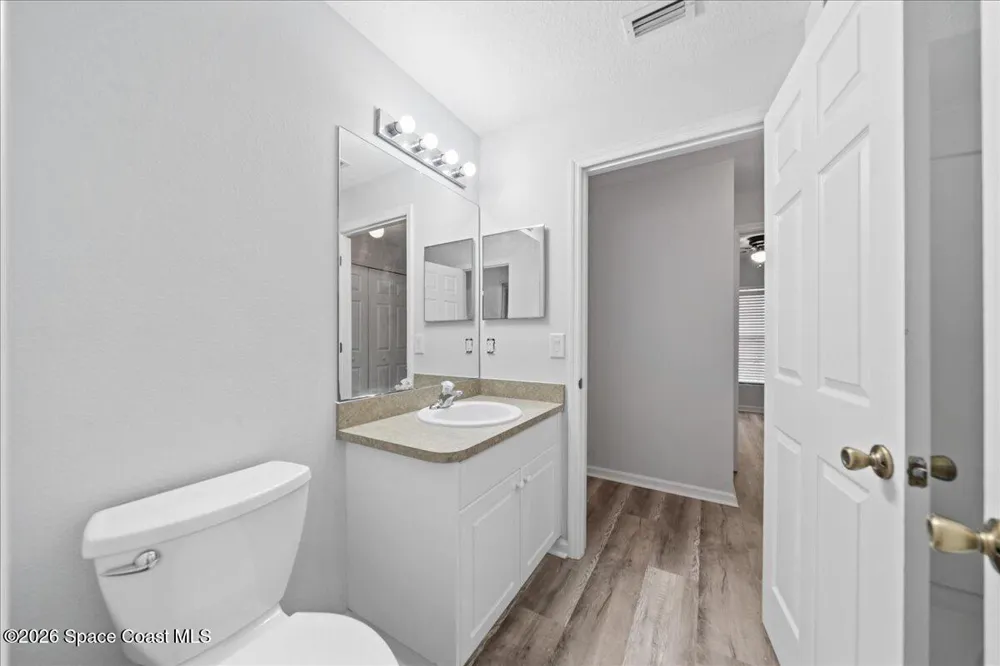 990 Luminary Circle #105 Melbourne, FL 32901