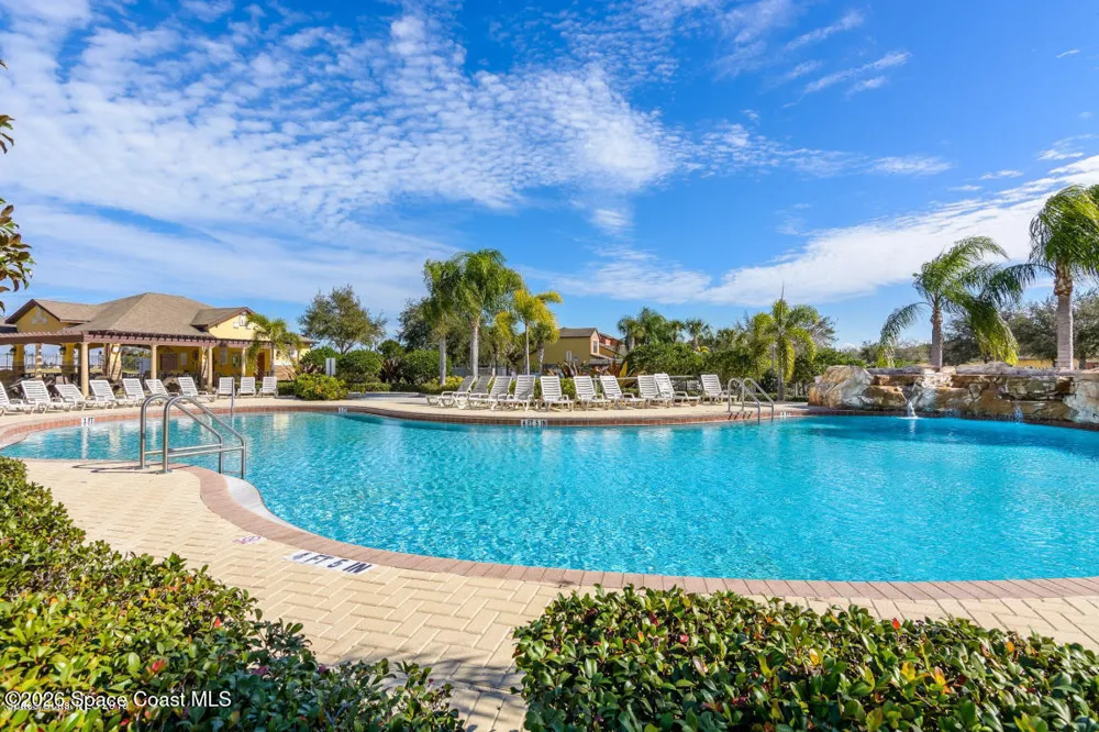 990 Luminary Circle #105 Melbourne, FL 32901