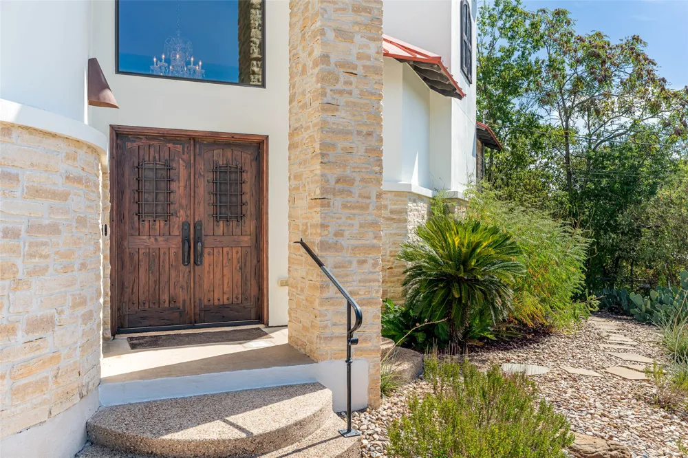 1300 Bluff Street Austin, TX 78704