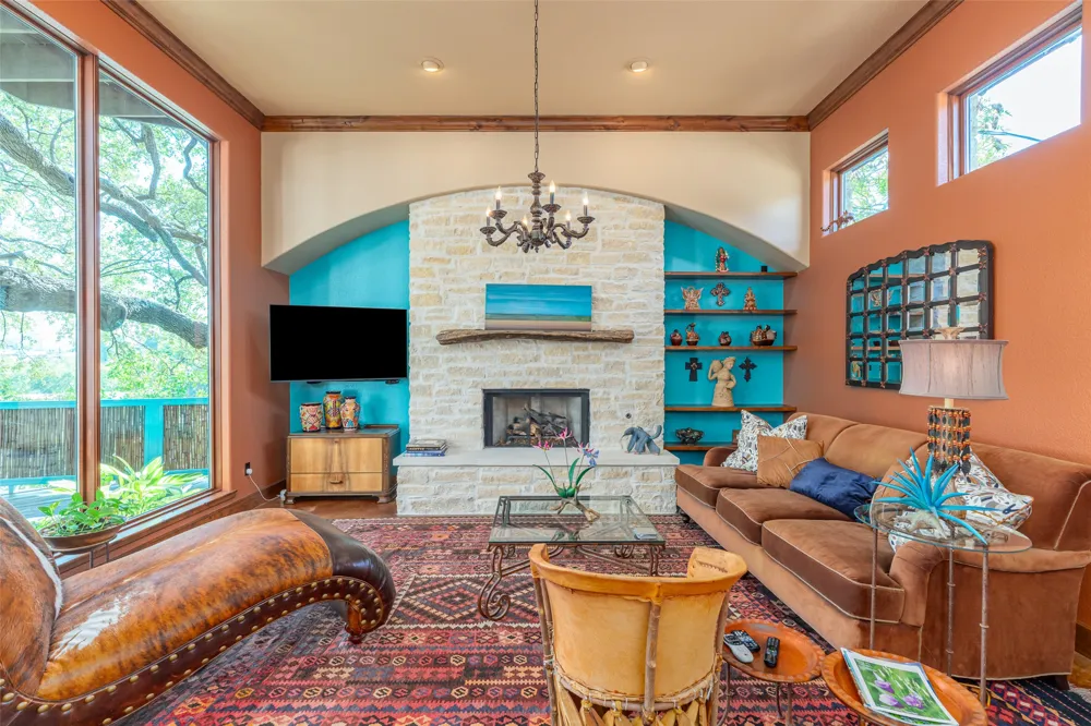 1300 Bluff Street Austin, TX 78704