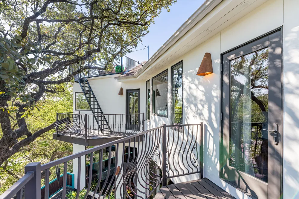 1300 Bluff Street Austin, TX 78704