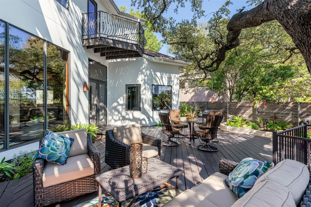 1300 Bluff Street Austin, TX 78704