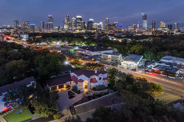 1300 Bluff Street Austin, TX 78704