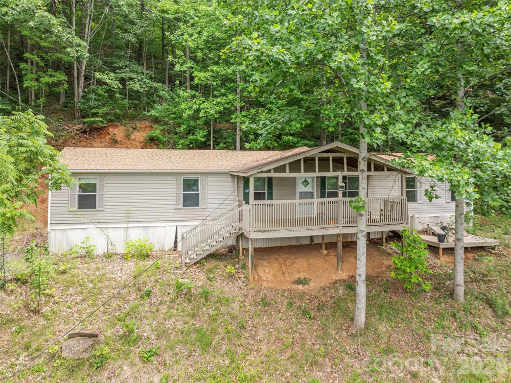 87 Holly Ridge Road Candler, NC 28715