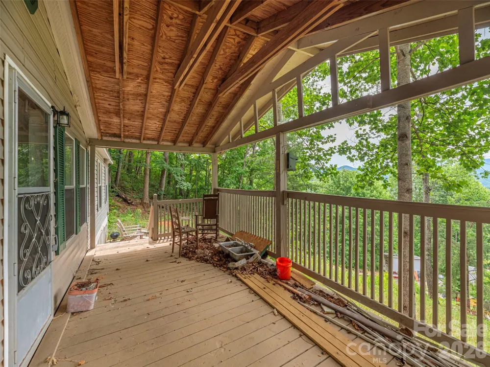 87 Holly Ridge Road Candler, NC 28715