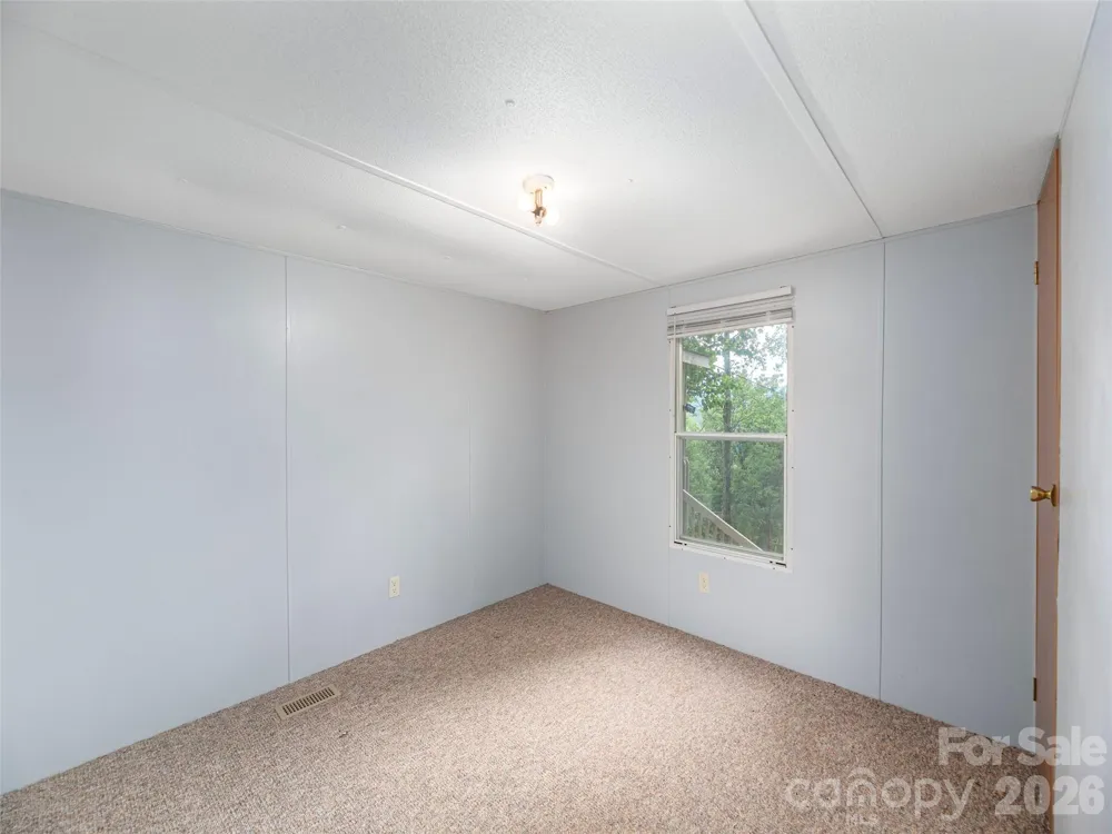 87 Holly Ridge Road Candler, NC 28715