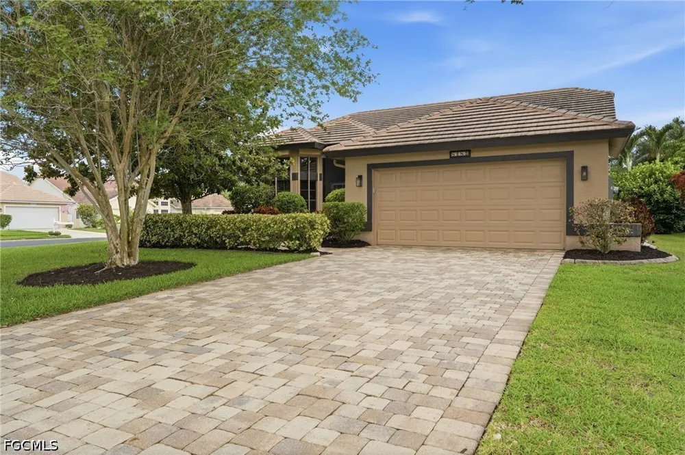Breton Circle Fort Myers, FL 33912