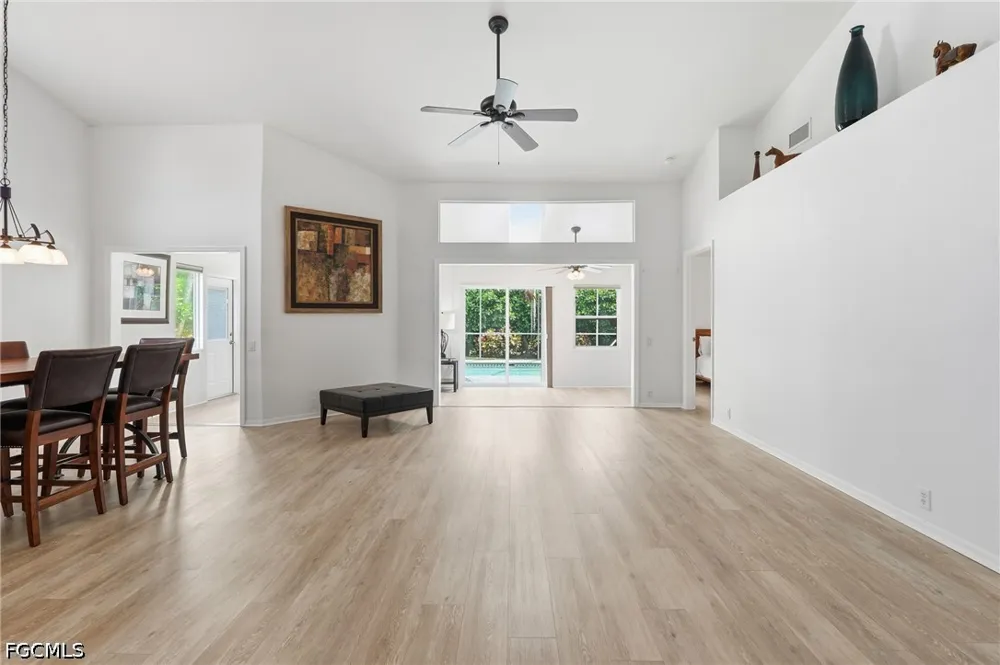 Breton Circle Fort Myers, FL 33912