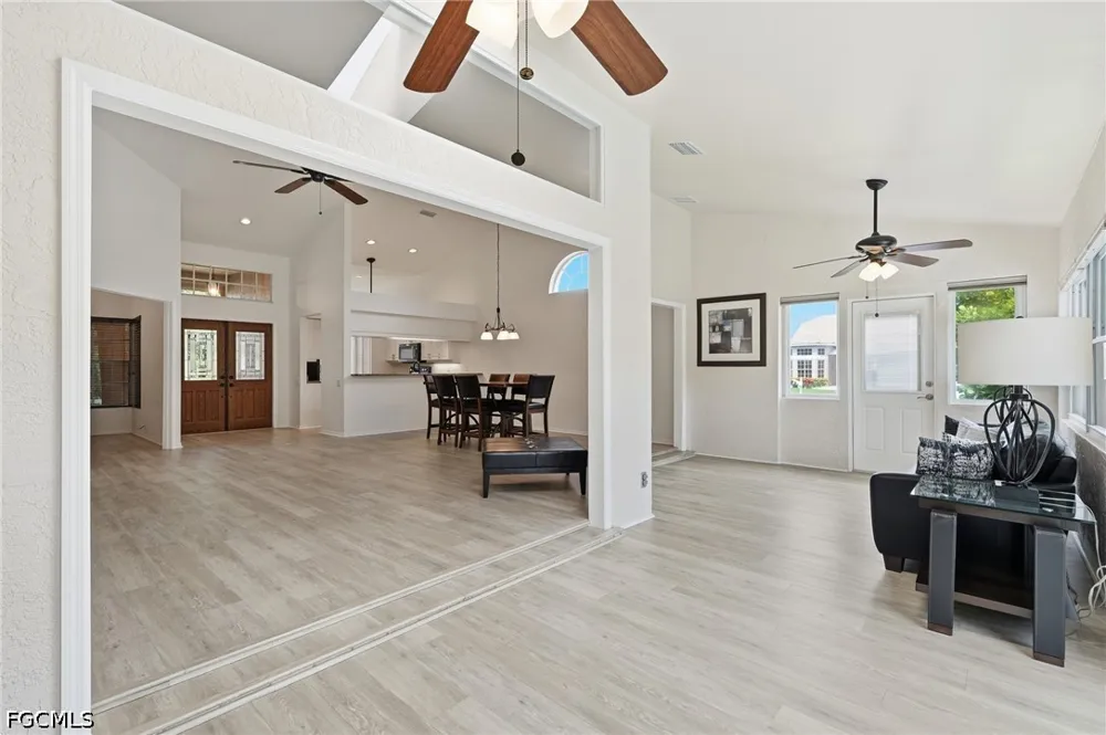 Breton Circle Fort Myers, FL 33912