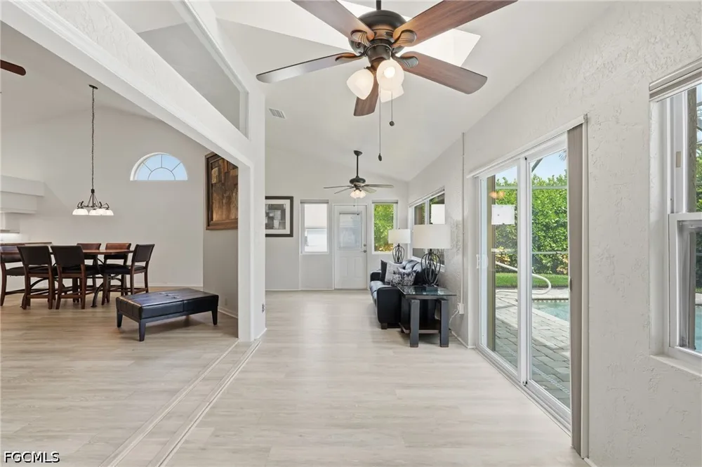 Breton Circle Fort Myers, FL 33912