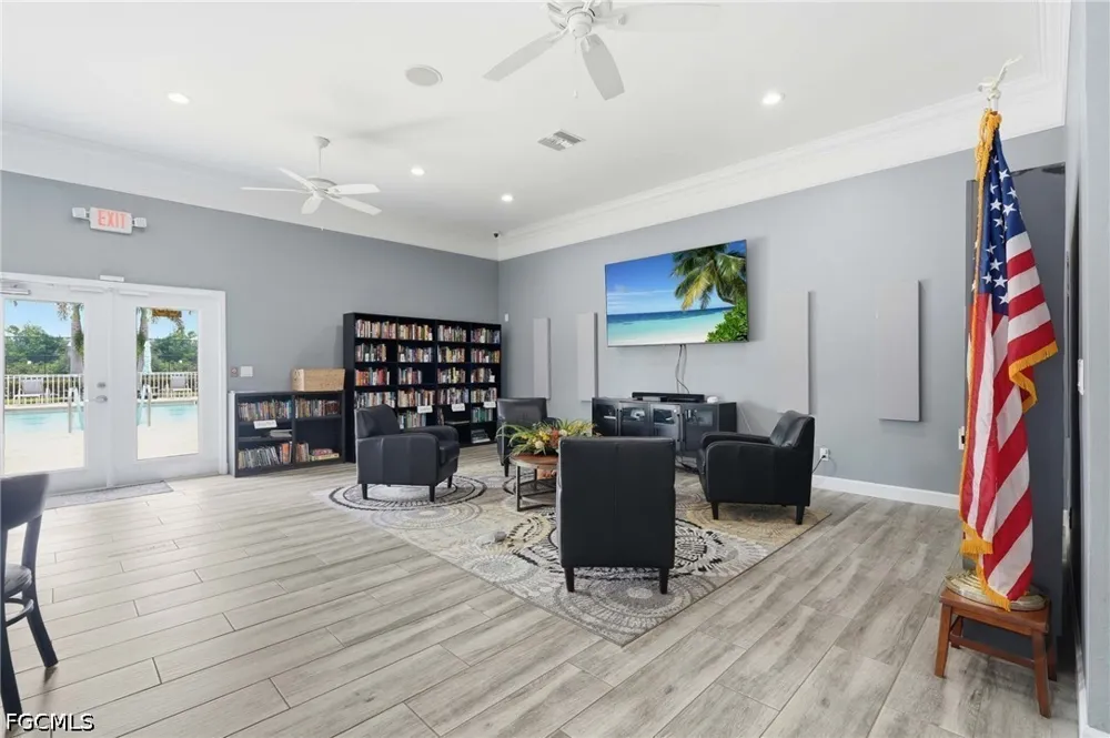 Breton Circle Fort Myers, FL 33912