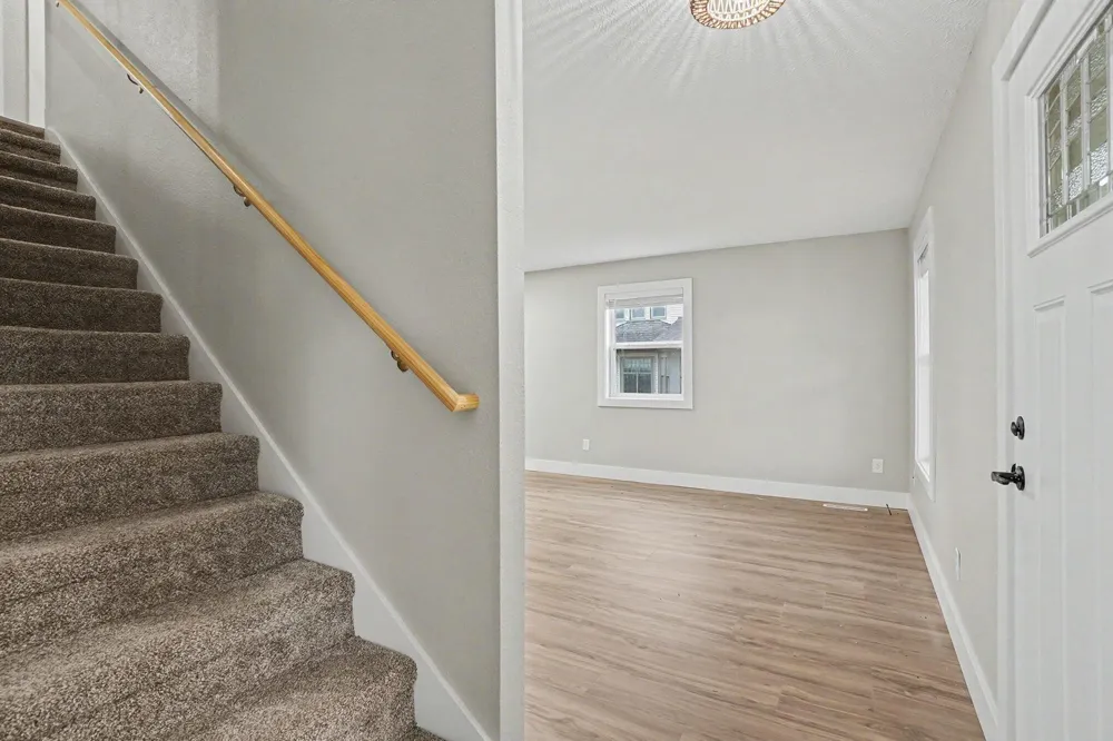 2123 Lakeshore Drive Muskegon, MI 49441