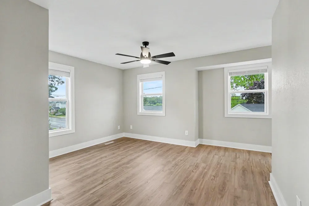 2123 Lakeshore Drive Muskegon, MI 49441