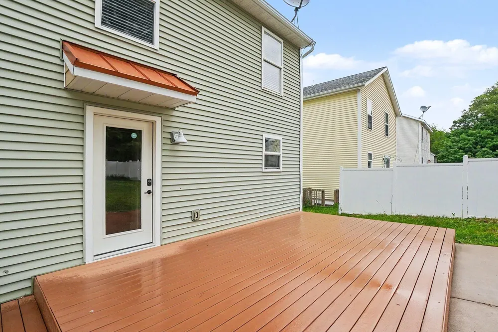 2123 Lakeshore Drive Muskegon, MI 49441